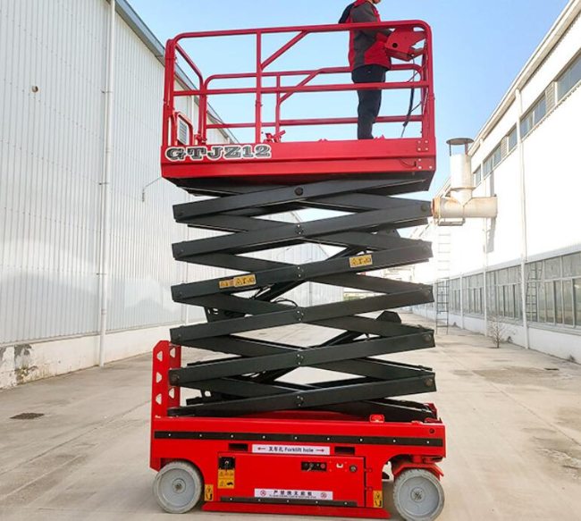 温宿自行走移动式升降机